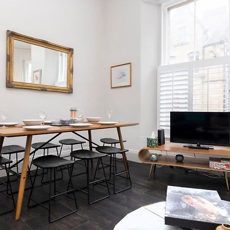 Joivy Sophisticated Apt Near Edinburgh Castle Edimburgo Exterior foto