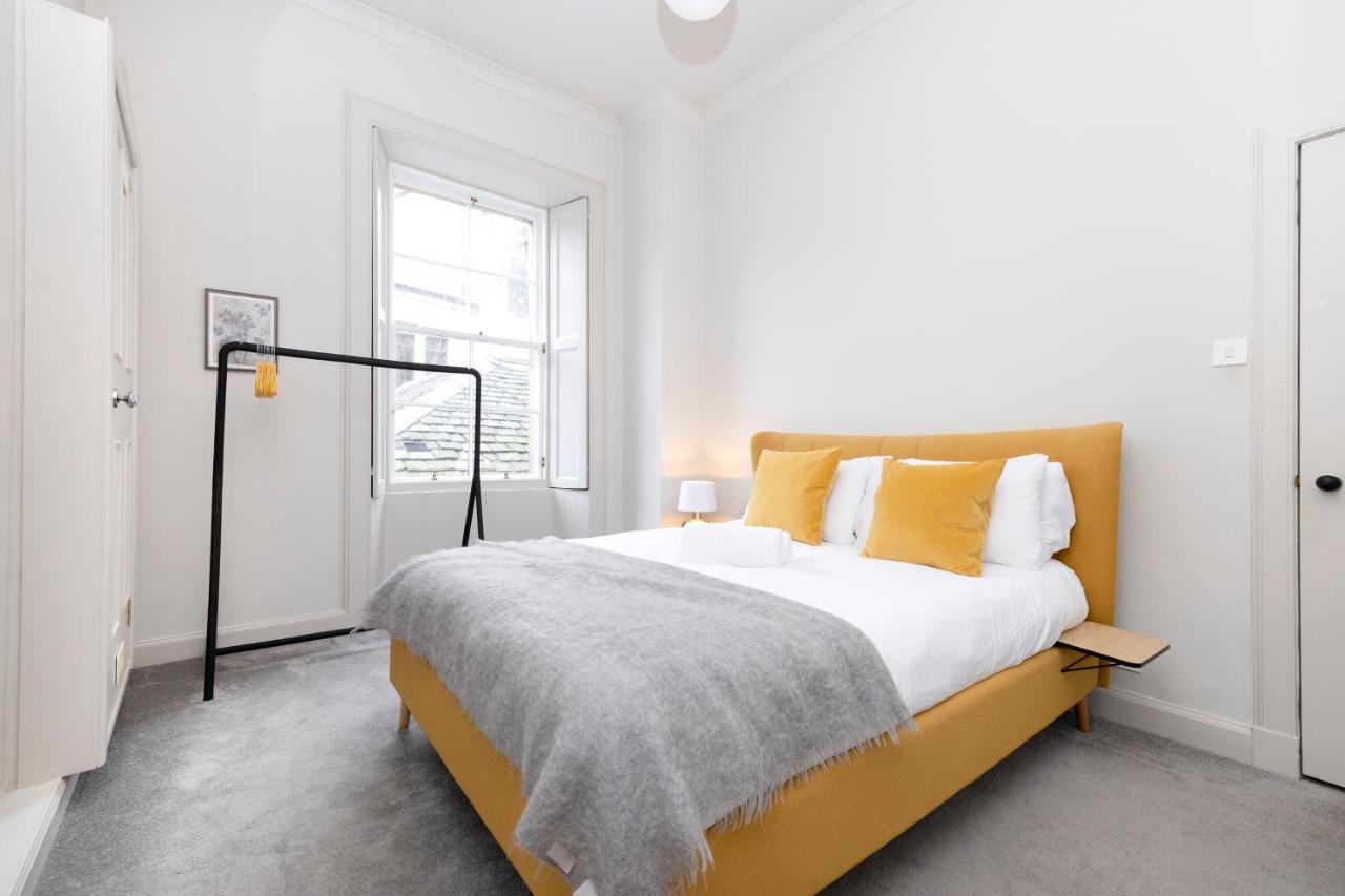 Joivy Sophisticated Apt Near Edinburgh Castle Edimburgo Exterior foto