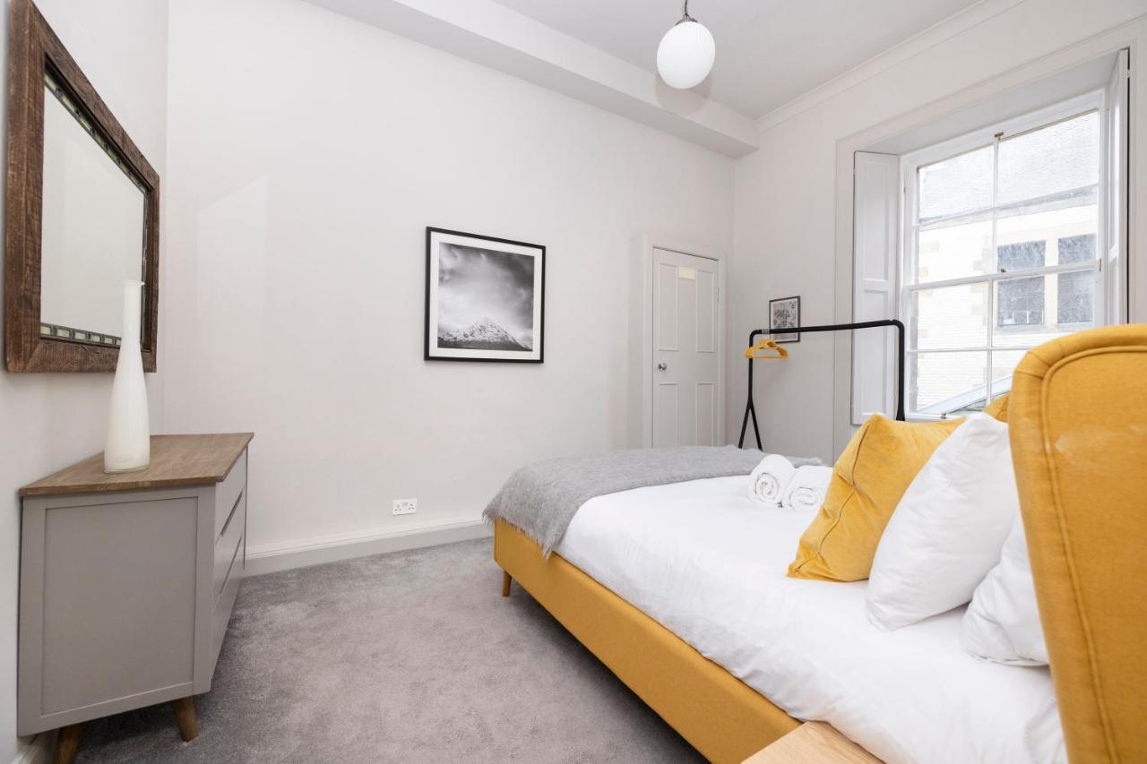 Joivy Sophisticated Apt Near Edinburgh Castle Edimburgo Exterior foto